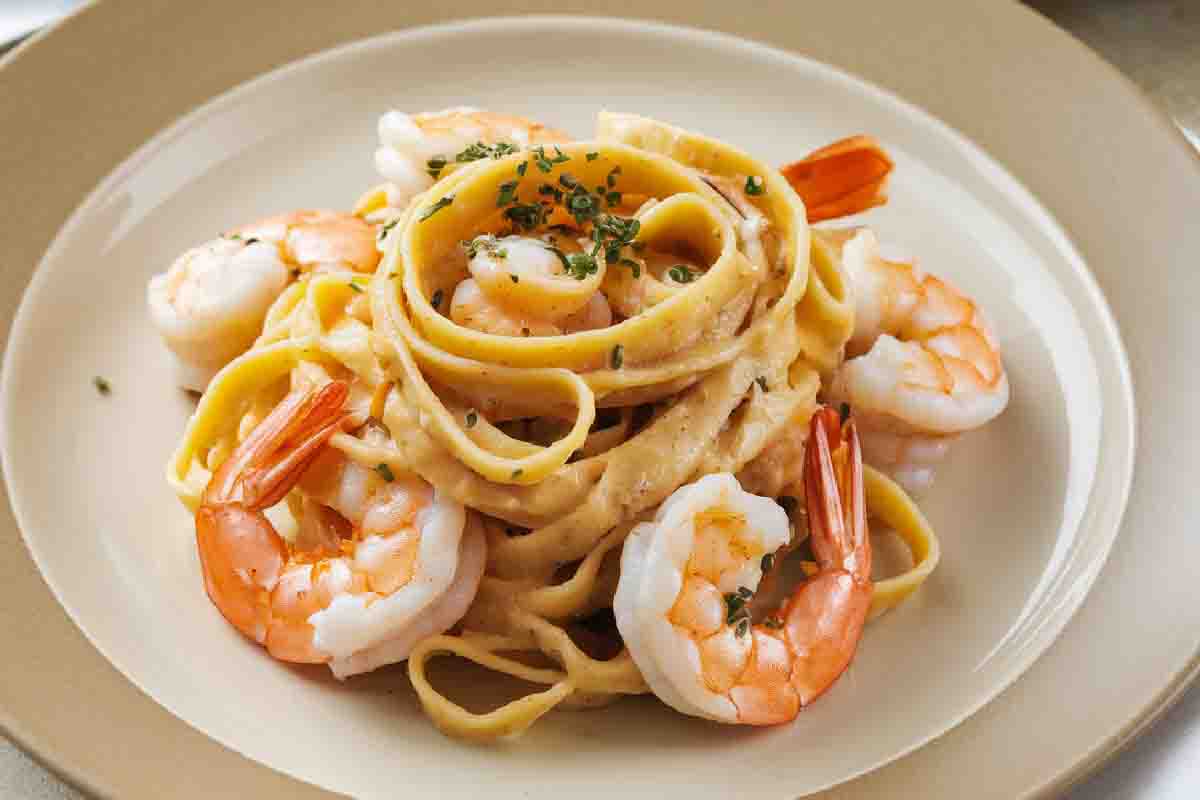 Can You Eat Shrimp with Pasta?