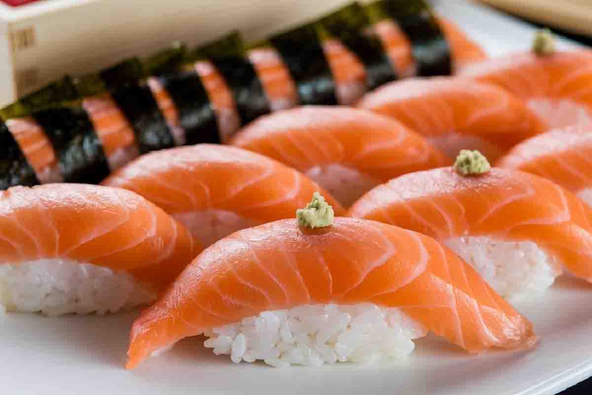 Salmon Sushi