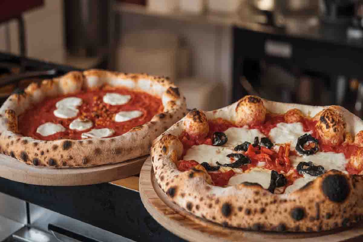 What is Grandma Pizza vs Sicilian Pizza?